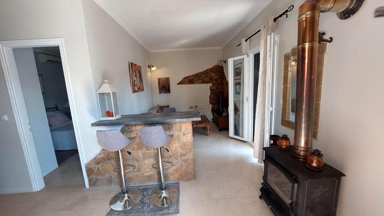 Alex Apartment Перама Екстер'єр фото